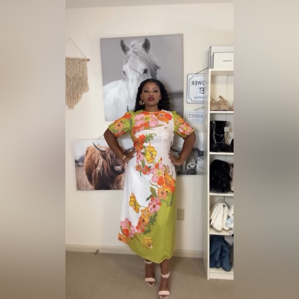 Floral Maxi Dress with Green and Orange Accents - Picture 8 of 16